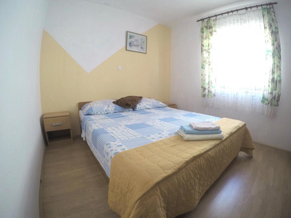 Apartments And Rooms By The Sea Bibinje, Zadar - 6199 Екстер'єр фото